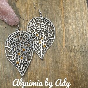 90'S mega big leaf silver wester dangle earrings